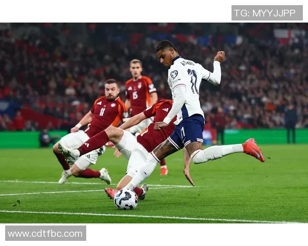 足球世界杯亚洲区资格赛激烈争夺分析