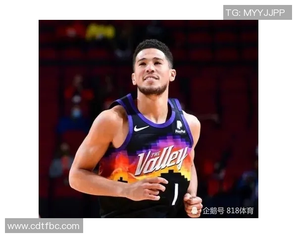 八卦爆料：布克被曝与明星传出绯闻