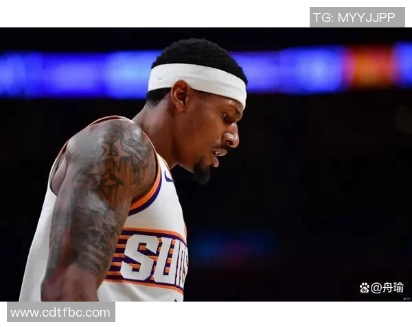 战术拆解：利拉德为何能掌控比赛节奏？