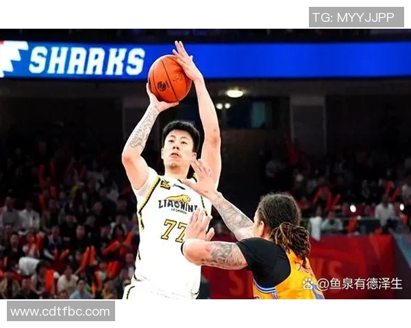 昔日恩怨再现!篮球八卦与老队友狭路相逢 昔日恩怨再现!篮球八卦与老队友狭路相逢